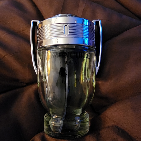 Bundle Mens Fragrance - Drakkar Noir, Mesmerize & Invincible - Picture 5 of 6